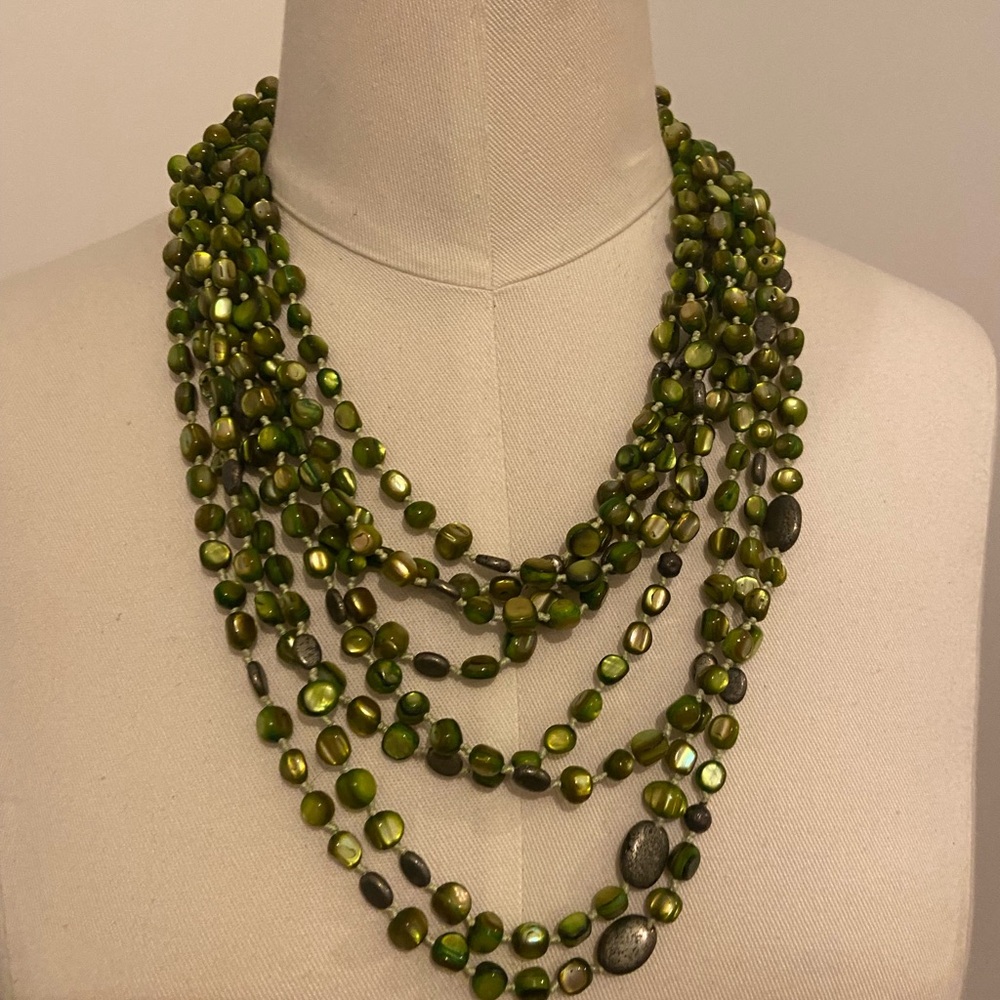 Elegant Green Beaded Necklace